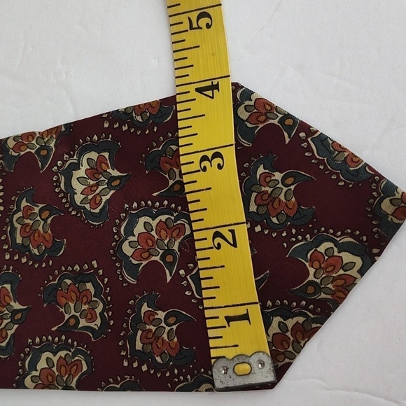 Burberry mens silk tie - Picture 8 of 8